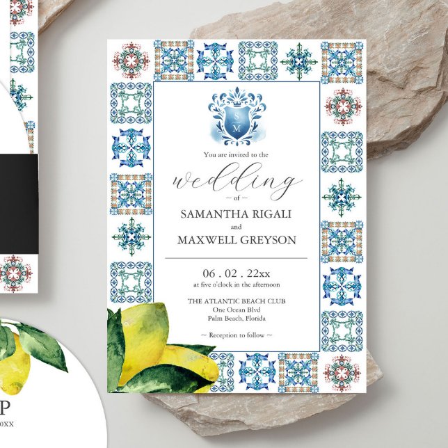 Convite Casamento de Lemon com Aquarela Azul e Amarelo (Stacked wedding invitations yellow and blue citrus theme with Amalfi tile by Victoria Grigaliunas)