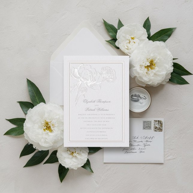 Convite Casamento de marfim clássico e legante clássico de (faux embossed peony wedding invitation formal traditional ivory frame calligraphy modern classic)