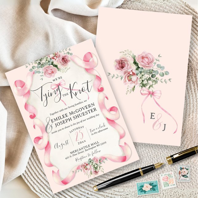 Convite Casamento de Monograma Floral de Coquette Arco Ros (We're tying the Knot Watercolor soft pink bow  Floral Monogram Coquette Elegant Wedding Invitation)