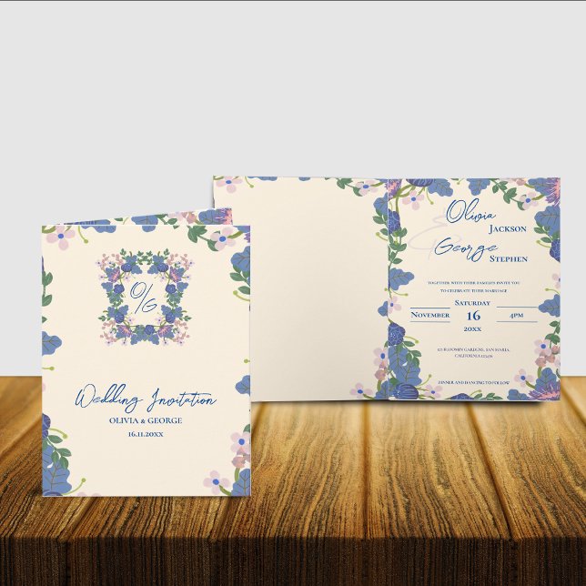 Convite Casamento de Monograma Floral Púrpura Azul Dobrado (Elegant Folded Blue Purple Floral Monogram Wedding Invitation)