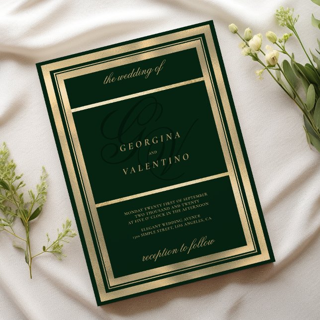 Convite Casamento de monograma verde-escuro de ouro de lux (Luxury gold dark green monogram initials wedding)