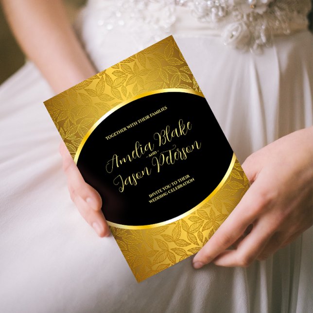 Convite Casamento de Padrão de Folhas Douradas Gravadas Lu (Criador carregado)