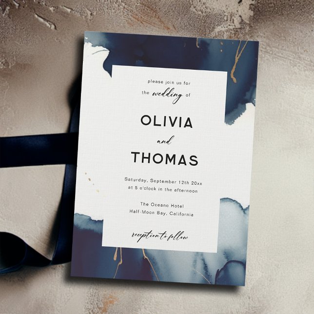 Convite Casamento de praia Elegante Dourada Azul com Frame (modern navy wedding invitation watercolor frame elegant minimalist simple calligraphy romantic boho)