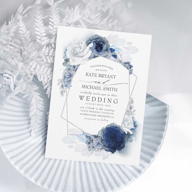 Convite Casamento de Prata Elegante Floral de Dusty Blue e (Elegant Soft Blue and Navy Blue Floral Wedding Invitation)