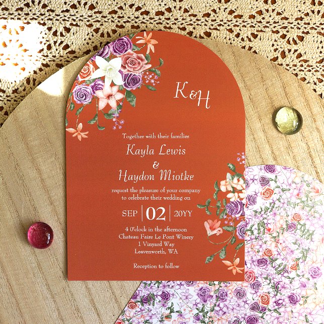 Convite Casamento de Rosa do Jardim do Pêssego Lilac Terra (modern arched springtime terracotta peach lavender lilac purple roses boho wedding invitations)