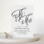 Convite Casamento do Código QR da Sra. Rustic Script Black<br><div class="desc">Este convite de casamento preto e branco personalizável traz uma mistura perfeita de elegância rústica e conveniência moderna. Apresentando "Sr. e Sra." em bela caligrafia rustica. O código QR incluído facilita o acesso dos convidados aos detalhes do seu casamento ou RSVP digitalmente, oferecendo uma experiência perfeita para todos. Personalize este...</div>