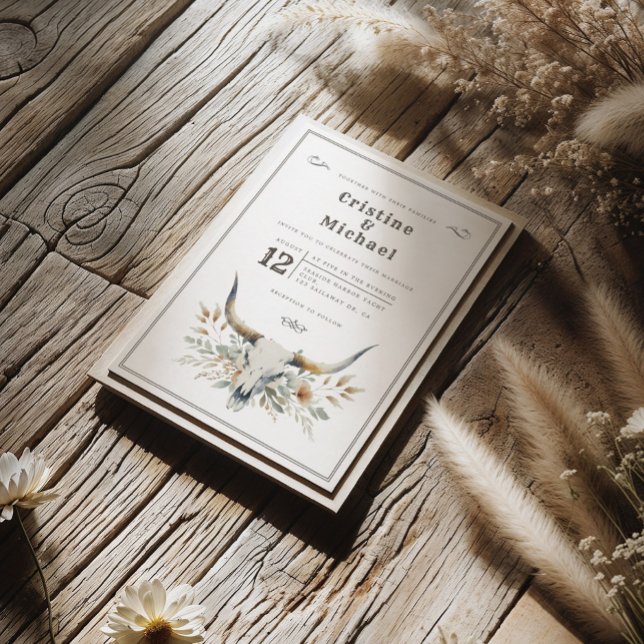 Convite Casamento do crânio de madeira russa (Western wedding invitation featuring a watercolor longhorn skull and prairie flowers)
