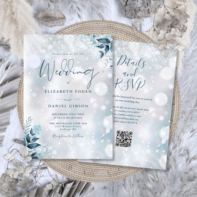Convite Casamento dos Flocos de Neve Florais de inverno Có (Winter Floral Snowflakes QR Code Wedding Invitation)