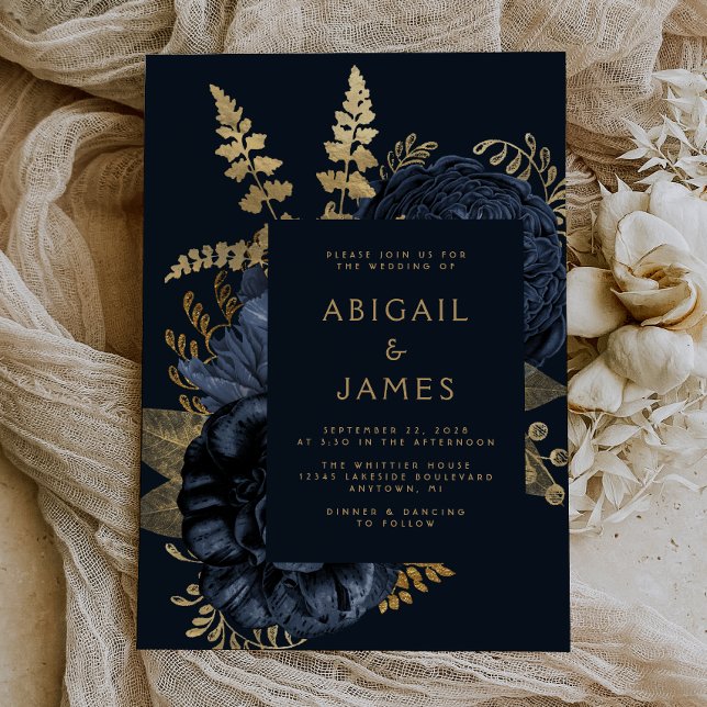 Convite Casamento Dourado Azul com Marinho Floral Escuro E (The perfect choice for a romantic navy blue and gold themed wedding.)