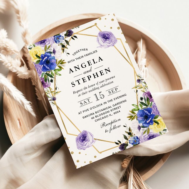 Convite Casamento Dourado de Flores de Verão Roxas e Creme (Criador carregado)