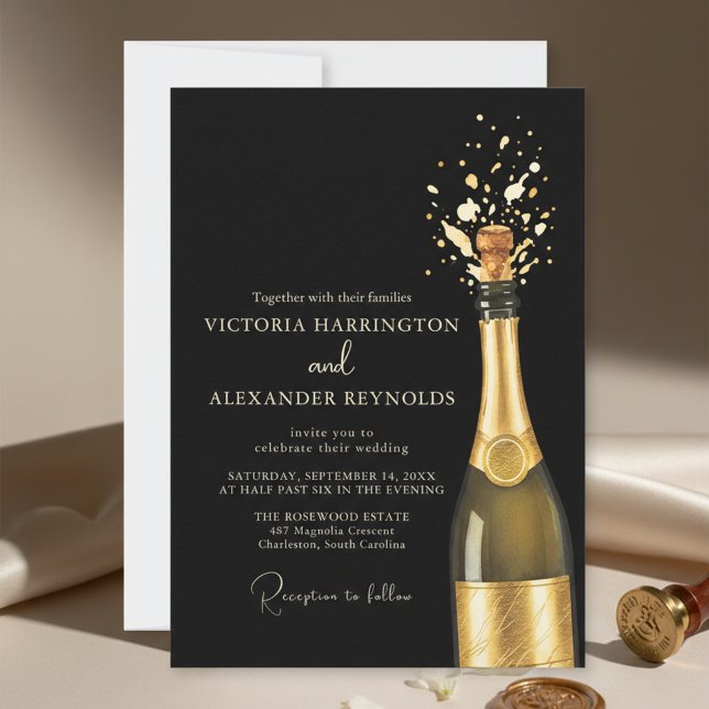 Convite Casamento Elegante com Champanhe (An elegant black and gold wedding invitation design featuring a popping champagne bottle)