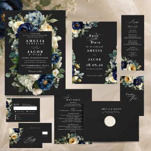 Convite Casamento Elegante com Flores em Azul Naval e Peôn