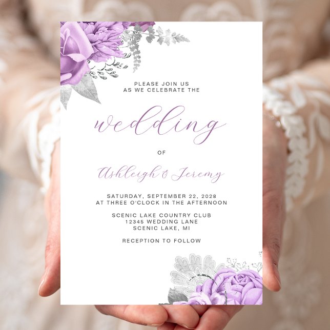 Convite Casamento Elegante Floral Lilás Script Prata (Criador carregado)
