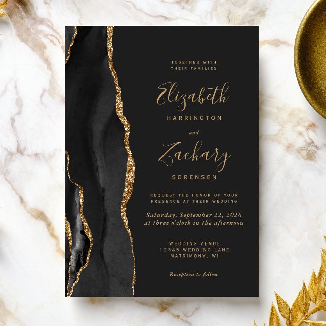 Convite Casamento Escuro Moderno em Ágata Dourada Preta (The perfect choice for a black and gold themed wedding.)
