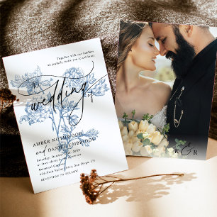 Convite Casamento Floral Azul com Foto de Script Moderno