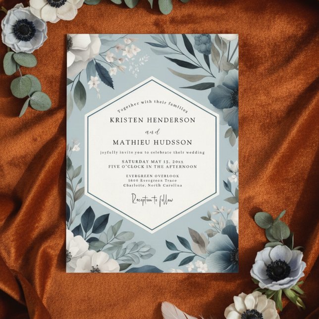 Convite Casamento Floral Azul Desbotado na Floresta (Criador carregado)