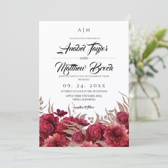 Convite Casamento Floral Clássico em Borgonha e Dourado (Em pé/Frente)
