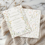 Convite Casamento Floral Colorida de Prado Colorida Elegan<br><div class="desc">Mergulhe na sofisticação refinada com este requintado convite para o casamento da boêmia, apresentando pequenas pétalas coloridas graciosas de flor silvestre e folhas verdes formando intricadamente uma coroa cativa de flores de prado. Perfeito para comemorações de primavera ou verão, este convite exumenta elegância eterno e beleza delicada, dando o tom...</div>