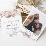 Convite Casamento Floral de Boho Marrom-Rosa Moderno<br><div class="desc">Convocação Floral de Boho Marrom-rosa moderno com Photo Rustic, mas com um convite de casamento boêmico, rosa e castanho moderno com um adorável arranjo floral com grama pampas e folhas de palma. Este design também apresenta a foto do casal e informações adicionais na parte traseira. Este convite para o casamento...</div>