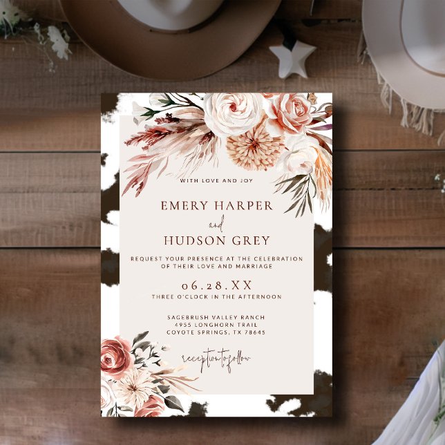 Convite Casamento Floral de Cowhide Boho Boho, Fazenda do  (western wedding invitation cowhide boho floral ranch country barn terracotta rust watercolor rustic)