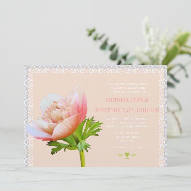 Convite Casamento Floral de Peach Coral e Lace Peony (Em pé/Frente)