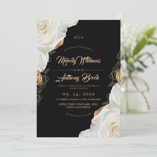 Convite Casamento Floral de Rosa Preta e Branca Moderna (Em pé/Frente)