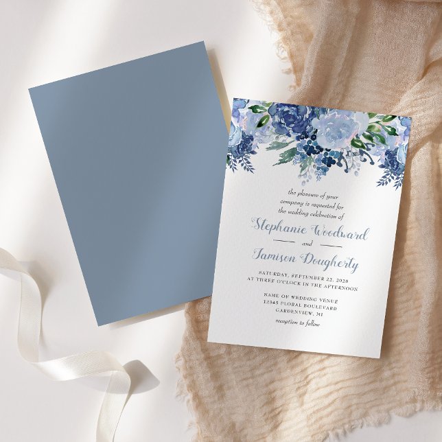 Convite Casamento Floral em Aquarela Azul Poeirento (Criador carregado)