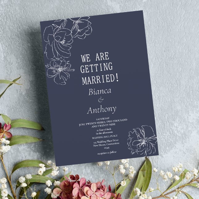Convite Casamento floral simples, roxo e roxo (Simple dark purple white peony floral wedding)