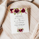 Convite Casamento Floral Tradicional Rustic Blush Burgundy<br><div class="desc">Este convite de casamento floral floral rústico de burgundy é perfeito para um casamento vermelho. O design apresenta flores cor-de-água,  cor-de-rosa,  esbranquiçada,  vermelha,  burgundy e bordo,  com folhagem verde.</div>