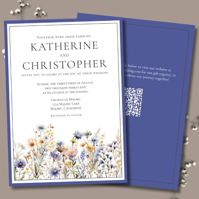 Convite Casamento Formal Elegante Moderno de Flores Selvag (Blue Wildflowers Elegant Formal Wedding Invitation with QR Code.)