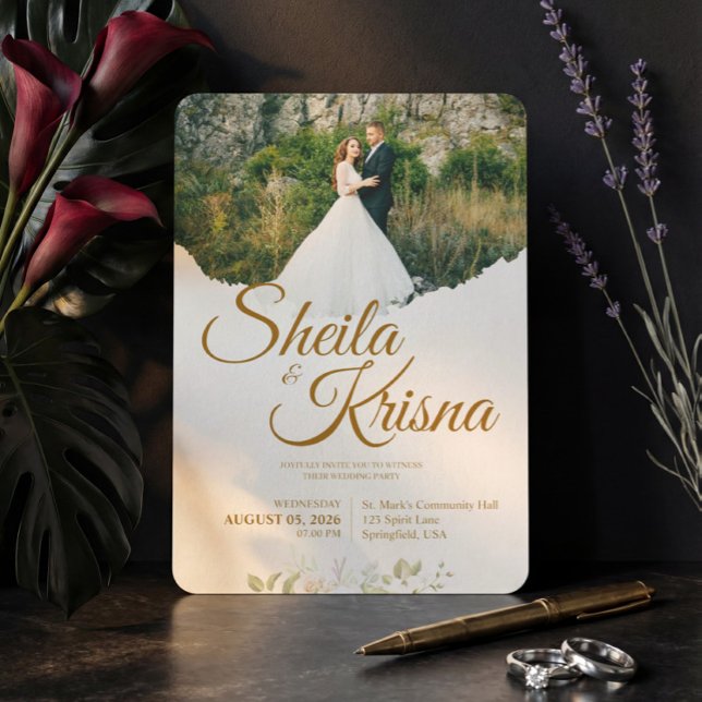 Convite Casamento Marrom Floral com Elegância Pastel com F (Criador carregado)