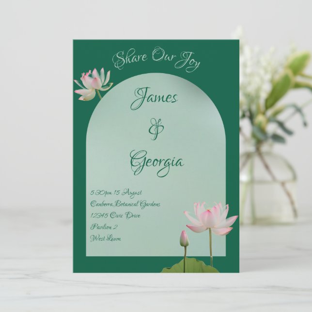 Convite Casamento Mínimo de Rosa Suave e Lotus Verde (Em pé/Frente)
