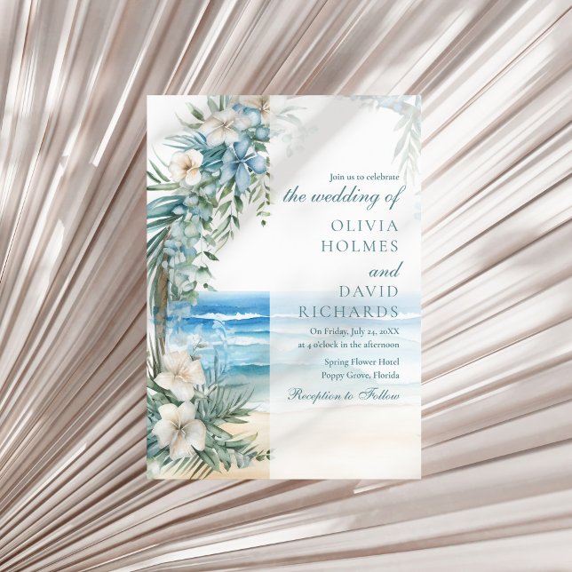 Convite Casamento Moderno com Arco Floral e Praia Tropical (Modern Tropical Beach and Floral Arch Wedding Invitation on a sunny neutral dry palm leaf.)