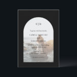 Convite Casamento Moderno do Arch Negro de Camila<br><div class="desc">Convite moderno de casamento, com seu monograma junto com seus detalhes sobre sua dentro de foto favorita de um arco sobre fundo preto. O modelo inclui uma camada para permitir que o texto apareça sobre a sua imagem e possa ser removido na ferramenta de edição de design. Este simples, mas...</div>