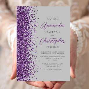 Convite Casamento Moderno em Cinza com Brilho Roxo em Letr