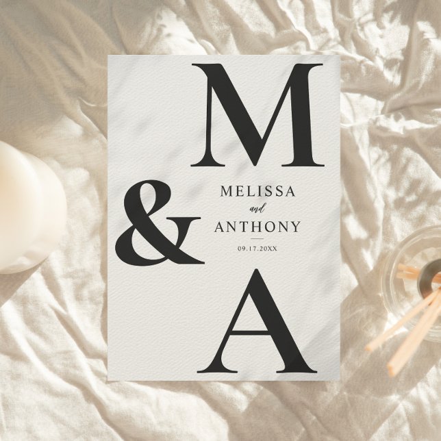 Convite Casamento Moderno Minimalista Preto e Ecru (Monogram Minimalist Black and Ecru Modern Wedding Invitation)