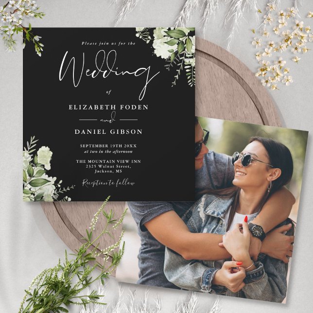 Convite Casamento na Praça da Foto Floral do Verde Branco  (Black White Greenery Floral Photo Square Wedding Invitation)