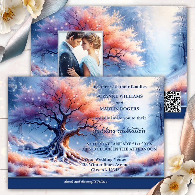 Convite Casamento no inverno de Árvore Mágica (Winter wedding invitation featuring a painting of a tree with tiny snow flakes in winter wonderland)