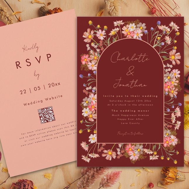 Convite Casamento outono de Terra Laranja Queimada com Arc (Wildflower arch boho script burgundy terracotta fall wedding invitation with qr code)