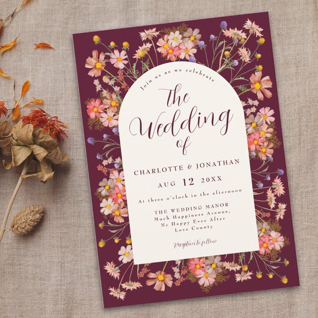 Convite Casamento outono Floral Boho Chic (rustic wildflower arch elegant burgundy fall wedding invitation Elegant script watercolor florals)