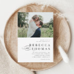 Convite Casamento Preto e Branco Elegante<br><div class="desc">Um convite clássico de casamento de fotos em preto e branco com foto horizontal e roteiro elegante de caligrafia e texto editável limpo. Clique no botão editar para personalizar este design.</div>