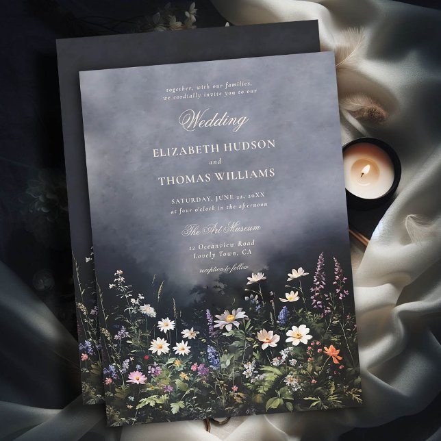 Convite Casamento Romântico de Dusk Moody Wildflower (moody dark romantic wedding invitation dusk garden wild flowers black white purple modern classic)