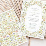 Convite Casamento Romântico de Jardins Florais Moles<br><div class="desc">Este refinado convite para o casamento apresenta uma delicada estrutura floral pintada à mão, inspirada pela antiga arte botânica e pelo escrolho de jardim europeu. O design apresenta florais de aquarelas moles em cor de pêssego, creme e azul de pântano, emparelhados com acentos de ouro que formam uma fronteira retangular...</div>