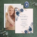 Convite Casamento Russo de Foto Floral Azul, Marinho Rosa<br><div class="desc">Moderno e moderno,  este design de convite para o casamento apresenta florais de rosa de aquarela em azul marinho e cor-de-rosa poeirenta,  com sua foto de noivado favorita no verso. Copyright Elegant Invites,  todos os direitos reservados.</div>
