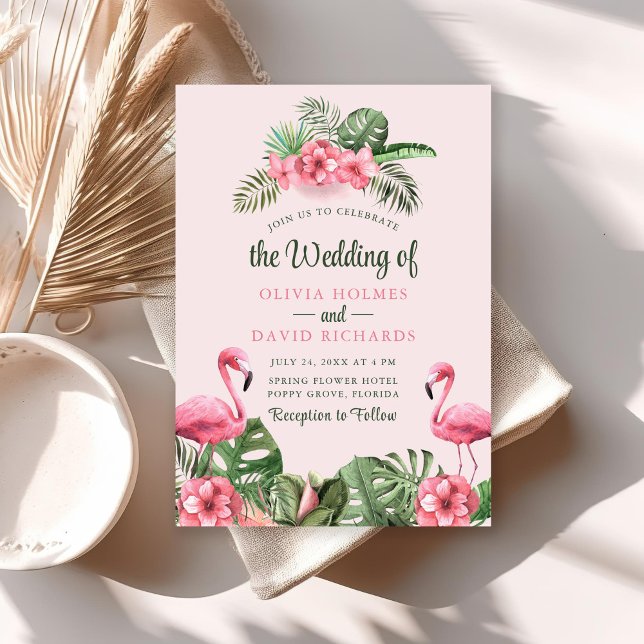 Convite Casamento Tropical Flamingo, Cor de Água Rosa (Pink Watercolor Tropical Flamingo Wedding Invitation on sunny table with dry palm leaf.)
