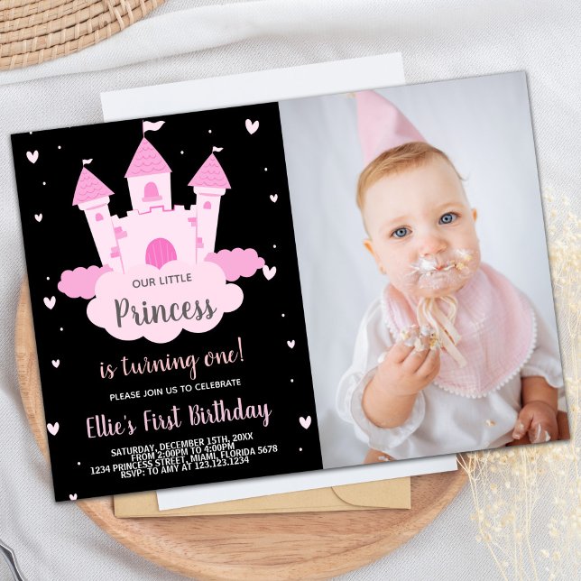 Convite Castelo de Pink Fotográfico sob a Princesa Nuvem A (Photo Pink Castle under Cloud Princess Birthday Invitation)