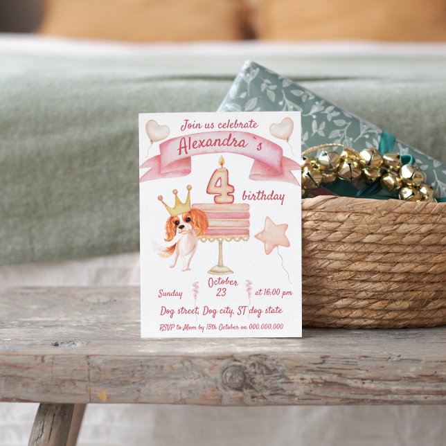 Convite Cavaleiro Bonito com bolo celebra quarto aniversár (King Charles Cavalier Spaniel dog theme fourth birthday party. Cute pink girly invitation.)
