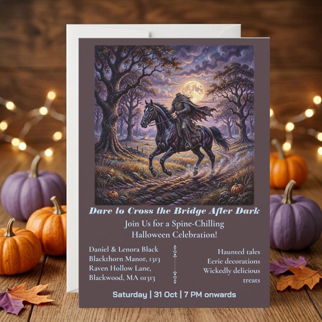 Convite Cavaleiro Sem Cabeça Sob a Luz da Lua Ponte Assomb (Headless Moonlit Horseman Haunted Bridge Halloween Invitation)