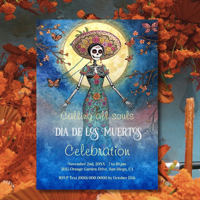 Convite Celebração Elegante Moonlit Catrina Día de Muertos (Moonlit teal Catrina invitation with folk floral details and glowing Día de Muertos hues.)