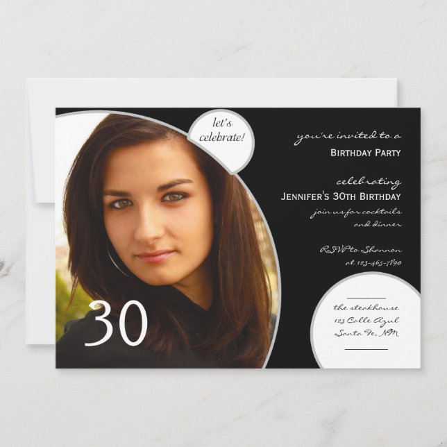 Convite Celebramos no aniversário de fotos em preto e bran (Frente)